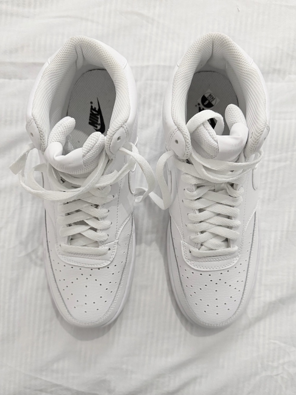 Nike Men’s Court Vision Mid  Triple White Sneaker Size 9 BRAND NEW - NEVER WORN